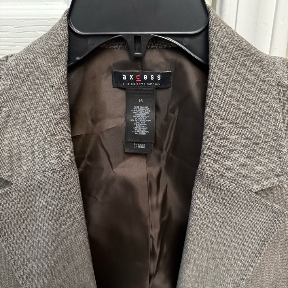Liz Claiborne Gray Blazer - Picture 3 of 3